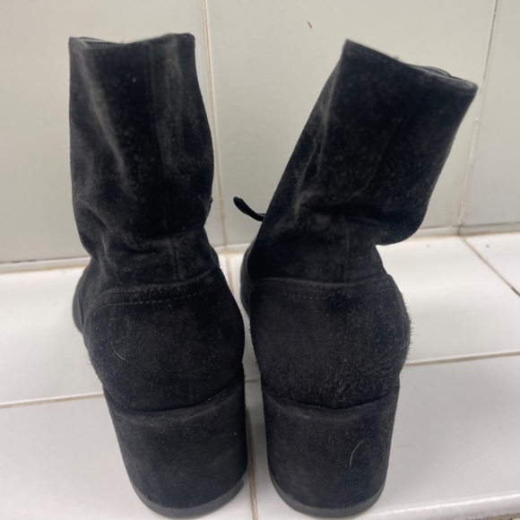 Chanel Black Suede Ankle Boots with CC Logo Pearl Detail Sz 38 - Picture 4 of 10